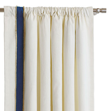 FILLY WHITE CURTAIN PANEL (R)