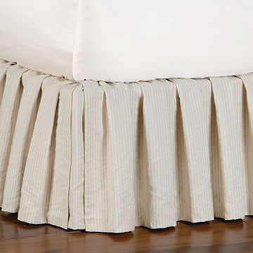 ALLSTON IVORY SKIRT (Q)