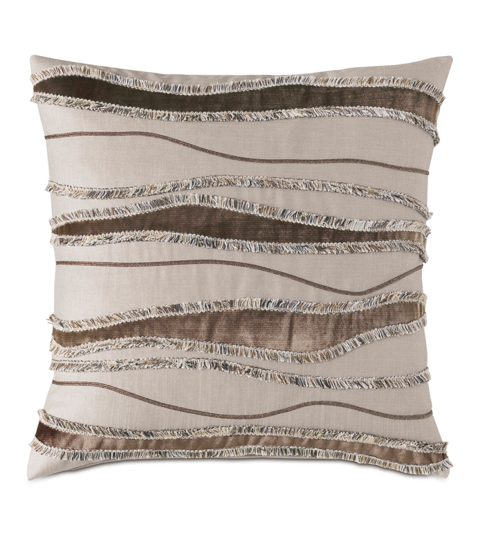 ̩ 20X20 TERYN APPLIQUE DECORATIVE PILLOW