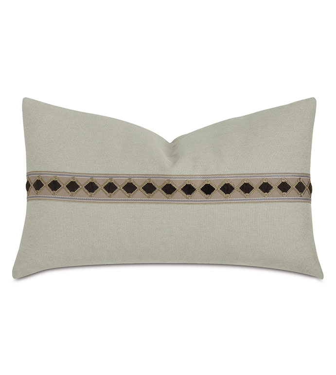 ɿ 15X26 STEEPLECHASER DIAMOND TAPE DECORATIVE PILLOW