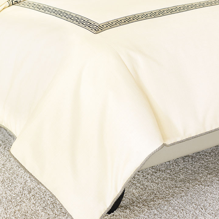 Abernathy Duvet Cover & Comforter  & ޱ