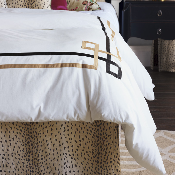 Sloane Duvet Cover & Comforter  & ޱ