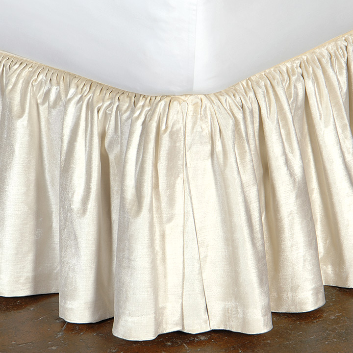 Lucerne Solid Velvet Bed Skirt ȹ