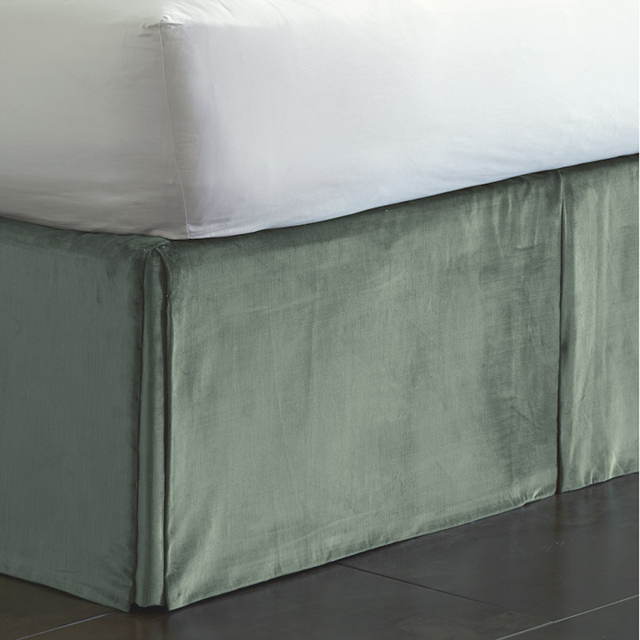 Lucerne Solid Velvet Bed Skirt ȹ