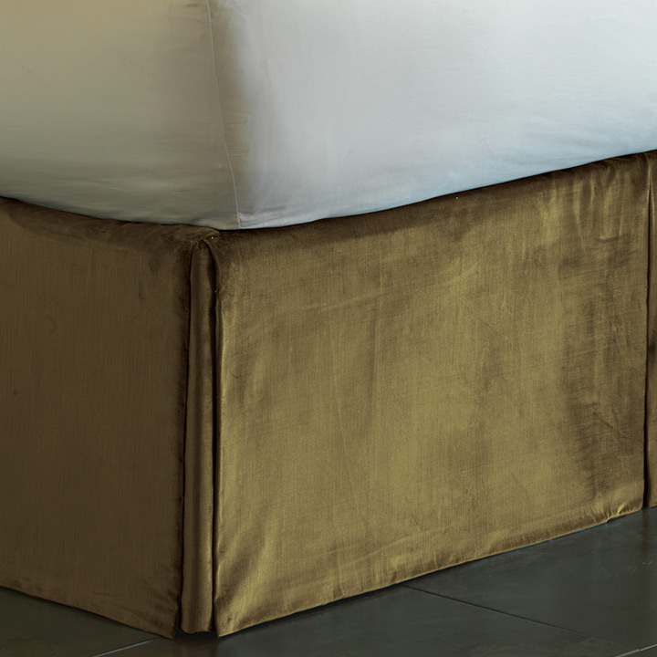 Lucerne Solid Velvet Bed Skirt ȹ