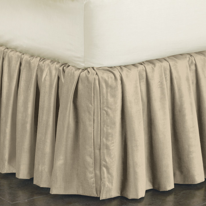 Lucerne Solid Velvet Bed Skirt ȹ