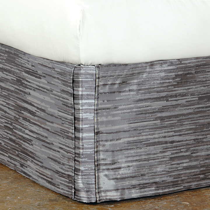 Pierce Onyx Bed Skirt ȹ