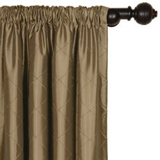 Chester Pintucked Diamond Window 