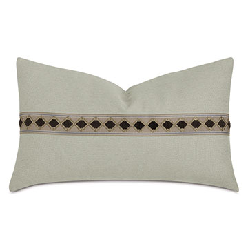 ɿ 15X26 STEEPLECHASER DIAMOND TAPE DECORATIVE PILLOW